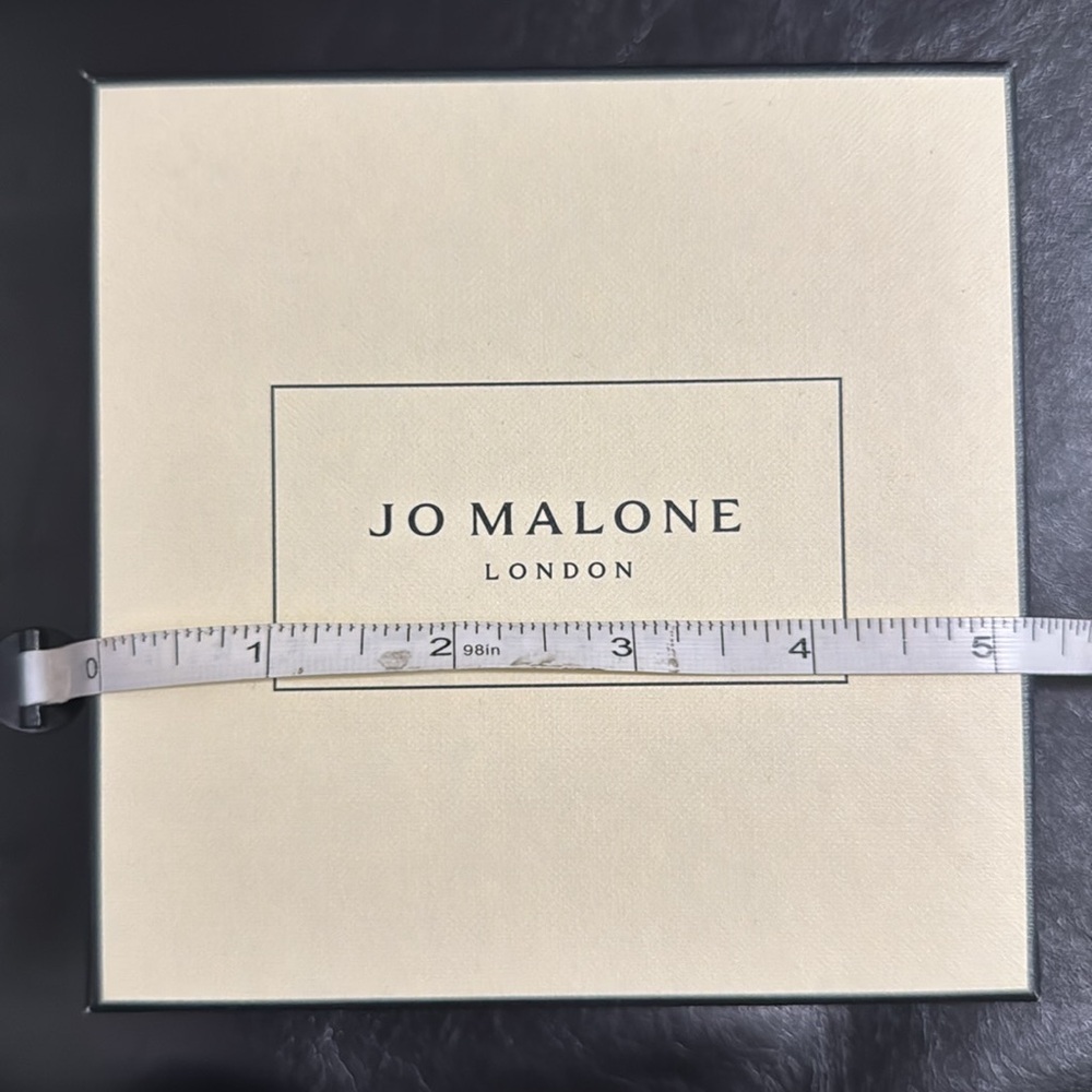 Jo Malone London Cream Box - Picture 2 of 4